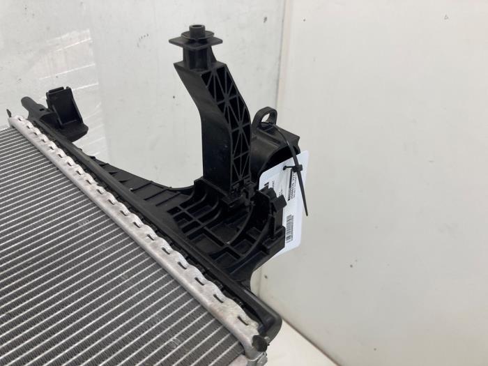 Radiateur van een Volvo EX40 (XZ) Single Motor Extended Range 82 kWh 2024