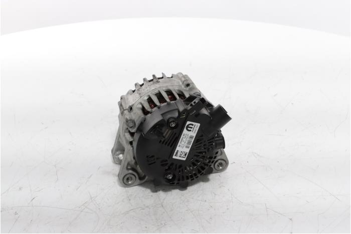 Gebruikte Dynamo Peugeot 208 II (UB/UH/UP) 1.2 Vti 12V PureTech 100 Prijs € 139,15 Inclusief btw aangeboden door Snuverink Autodemontage