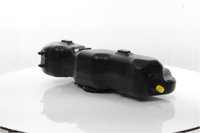 Tank adblue van een Peugeot Boxer (U9) 2.2 BlueHDi 140 2025