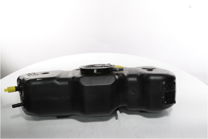 Tank adblue van een Peugeot Boxer (U9) 2.2 BlueHDi 140 2025