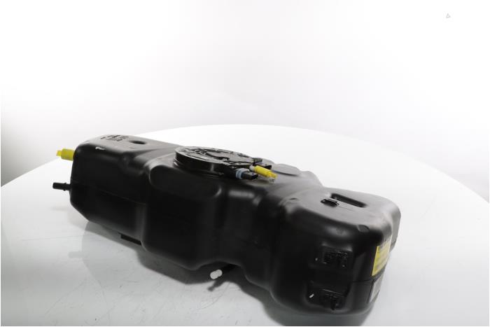 Tank adblue van een Peugeot Boxer (U9) 2.2 BlueHDi 140 2025