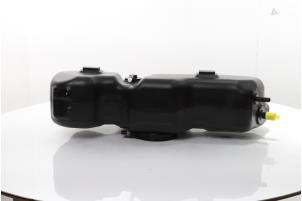 Tank adblue van een Peugeot Boxer (U9) 2.2 BlueHDi 140 2025