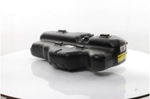 Tank adblue van een Peugeot Boxer (U9) 2.2 BlueHDi 140 2025