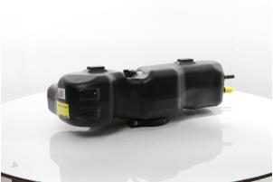 Tank adblue van een Peugeot Boxer (U9) 2.2 BlueHDi 140 2025