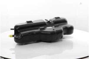 Tank adblue van een Peugeot Boxer (U9) 2.2 BlueHDi 140 2025