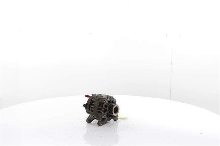 Gebruikte Dynamo Renault Twingo II (CN) 1.2 Prijs € 55,00 Margeregeling aangeboden door Snuverink Autodemontage