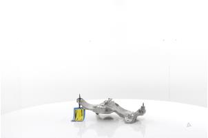 Gebruikte Dynamosteun boven Peugeot 508 (F3/FB/FH/FP) 1.6 16V Hybrid 225 Prijs € 48,38 Inclusief btw aangeboden door Snuverink Autodemontage