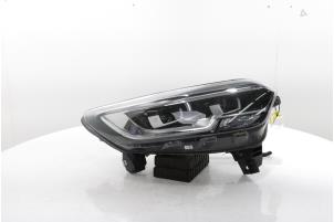 Gebruikte Rechter Koplamp Renault Kadjar (RFEH) 1.2 Energy TCE 130 Prijs € 665,50 Inclusief btw aangeboden door Snuverink Autodemontage