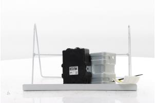 Gebruikte Computer Diversen Renault Austral 1.3 TCe 160 Prijs € 199,65 Inclusief btw aangeboden door Snuverink Autodemontage