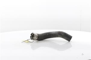 Gebruikte Intercooler Slang Renault Captur II (RJB) 1.3 Mild Hybrid 140, TCe 140 16V Prijs € 125,00 Margeregeling aangeboden door Snuverink Autodemontage