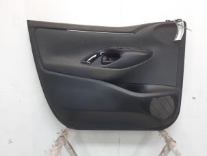 Gebruikte Portierbekleding 4Deurs links-voor Toyota Yaris IV (P21/PA1/PH1) 1.5 12V Hybrid 115 Prijs € 59,98 Margeregeling aangeboden door Snuverink Autodemontage