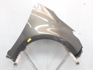 Gebruikte Scherm rechts-voor Toyota Yaris IV (P21/PA1/PH1) 1.5 12V Hybrid 115 Prijs € 160,00 Margeregeling aangeboden door Snuverink Autodemontage