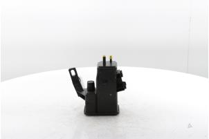 Gebruikte Koolstoffilter Peugeot 5008 II (M4/MC/MJ/MR) 1.2 12V e-THP PureTech 130 Prijs € 90,75 Inclusief btw aangeboden door Snuverink Autodemontage