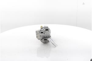 Gebruikte Aircopomp Dacia Duster (DJF) 1.6 Hybrid 140 16V Prijs € 350,00 Margeregeling aangeboden door Snuverink Autodemontage