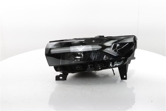Koplamp links van een Dacia Duster (DJF) 1.6 Hybrid 140 16V 2025