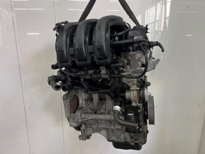 Motor van een Peugeot 208 I (CA/CC/CK/CL) 1.2 Vti 12V PureTech 82 2012