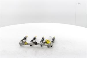 Gebruikte Injector (benzine injectie) Renault Captur II (RJB) 1.3 Mild Hybrid 160 16V Prijs € 241,98 Inclusief btw aangeboden door Snuverink Autodemontage