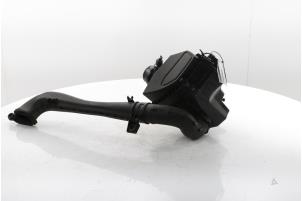 Gebruikte Luchtfilterhuis Ford Puma 1.0 Ti-VCT EcoBoost mHEV 12V Prijs € 150,00 Margeregeling aangeboden door Snuverink Autodemontage