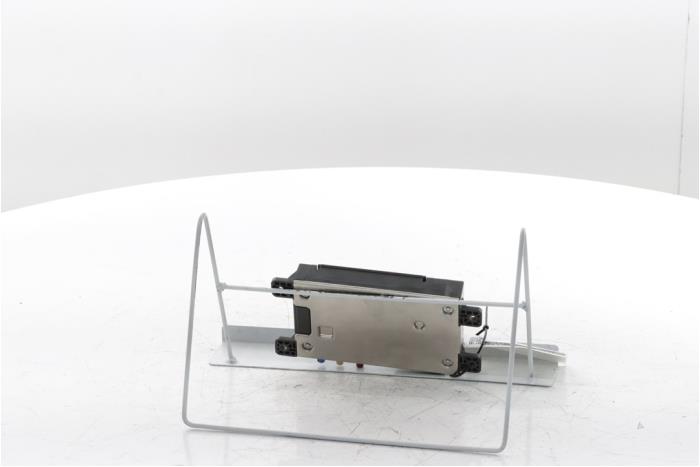 Telefoon Module van een Ford Puma 1.0 Ti-VCT EcoBoost mHEV 12V 2022