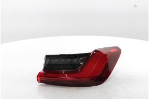 Gebruikte Achterlicht rechts BMW 3 serie (G20) 330e 2.0 TwinPower Turbo 16V Prijs € 223,85 Inclusief btw aangeboden door Snuverink Autodemontage
