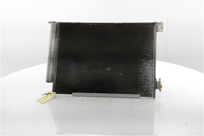 Gebruikte Airco Condensor Renault Clio V (RJAB) 1.0 TCe 90 12V Prijs € 55,00 Margeregeling aangeboden door Snuverink Autodemontage