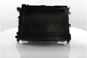 Gebruikte Radiateur Dacia Sandero III 1.0 SCe 65 12V Prijs € 332,75 Inclusief btw aangeboden door Snuverink Autodemontage