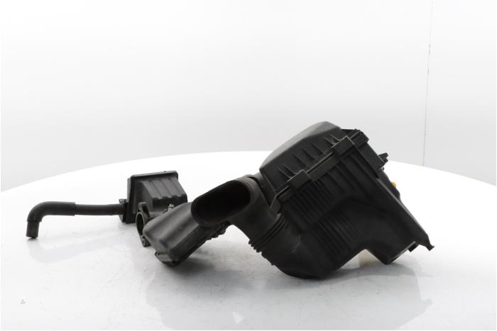 Gebruikte Luchtfilterhuis Dacia Sandero III 1.0 SCe 65 12V Prijs € 54,45 Inclusief btw aangeboden door Snuverink Autodemontage