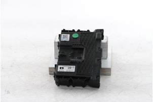 Gebruikte Computer Diversen Renault Scenic E-Tech Electric (RCB) EV87 Prijs € 75,00 Margeregeling aangeboden door Snuverink Autodemontage