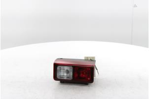 Gebruikte Mistachterlicht Renault Trafic (1FL/2FL/3FL/4FL) 2.0 dCi 16V 120 Prijs € 54,45 Inclusief btw aangeboden door Snuverink Autodemontage