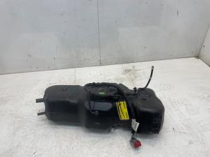 Gebruikte Adblue tank Fiat Ducato (250) 2.2 D 120 Multijet 3 Prijs € 1.028,50 Inclusief btw aangeboden door Snuverink Autodemontage