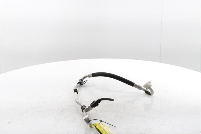 Airco Leiding van een Renault Trafic (1FL/2FL/3FL/4FL) 2.0 dCi 16V 120 2021