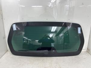 Gebruikte Ruit achter Peugeot Partner Tepee (7A/B/C/D/E/F/G/J/P/S) 1.6 VTi 95 16V Phase 2 Prijs € 245,00 Margeregeling aangeboden door Snuverink Autodemontage