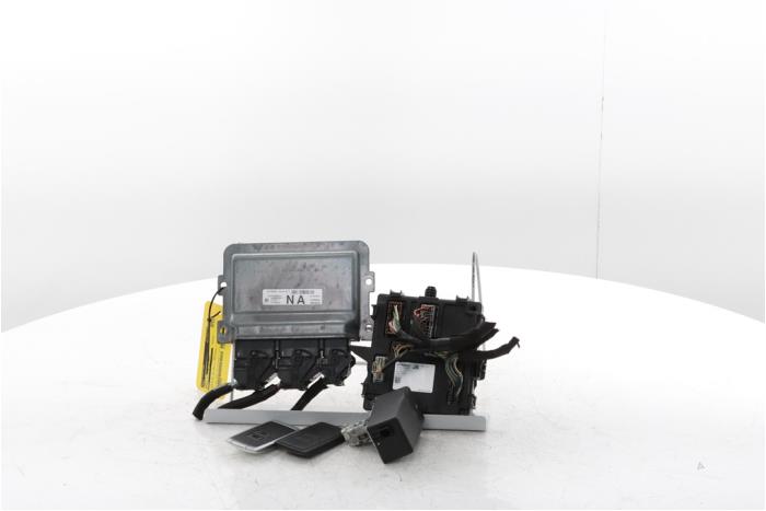 Gebruikte Computer Motormanagement Renault Clio V (RJAB) 1.0 SCe 65 12V Prijs € 423,50 Inclusief btw aangeboden door Snuverink Autodemontage