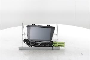 Gebruikte Display Interieur Opel Crossland (X) 1.2 Turbo 12V Euro 6 Prijs € 350,00 Margeregeling aangeboden door Snuverink Autodemontage