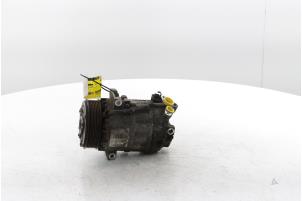 Gebruikte Aircopomp Renault Trafic (1FL/2FL/3FL/4FL) 1.6 dCi Twin Turbo Prijs € 96,80 Inclusief btw aangeboden door Snuverink Autodemontage