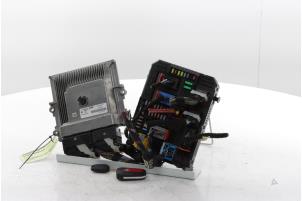 Gebruikte Computer Motormanagement Opel Crossland (X) 1.2 Turbo 12V Prijs € 350,00 Margeregeling aangeboden door Snuverink Autodemontage