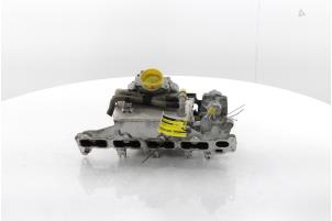 Gebruikte Inlaatspruitstuk Renault Trafic (1FL/2FL/3FL/4FL) 2.0 dCi 16V 120 Prijs € 181,50 Inclusief btw aangeboden door Snuverink Autodemontage