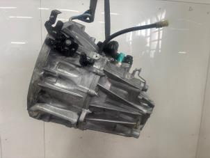 Gebruikte Versnellingsbak Renault Trafic (1FL/2FL/3FL/4FL) 2.0 dCi 16V 120 Prijs € 1.694,00 Inclusief btw aangeboden door Snuverink Autodemontage