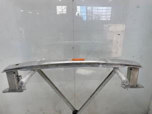 Gebruikte Bumperbalk achter Citroen C3 Aircross I (2C/2R) 1.2 e-THP PureTech 110 Prijs € 90,75 Inclusief btw aangeboden door Snuverink Autodemontage