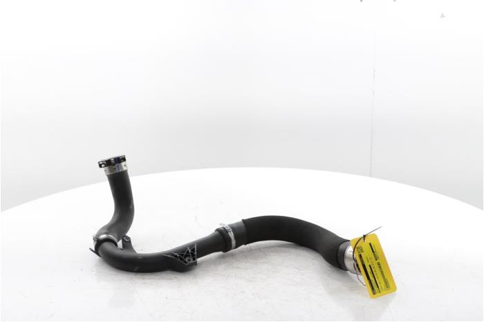 Gebruikte Intercooler Slang Dacia Sandero III 1.0 TCe 90 12V Prijs € 139,15 Inclusief btw aangeboden door Snuverink Autodemontage