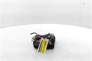 Gebruikte Zekeringkast Dacia Sandero III 1.0 TCe 90 12V Prijs € 151,25 Inclusief btw aangeboden door Snuverink Autodemontage