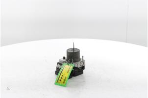 Gebruikte ABS Pomp Opel Crossland (X) 1.2 Turbo 12V Prijs € 250,00 Margeregeling aangeboden door Snuverink Autodemontage