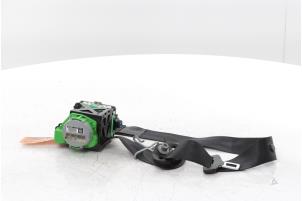 Gebruikte Veiligheidsgordel rechts-voor Citroen C4 Berline (NC) 1.6 16V VTi Prijs € 125,00 Margeregeling aangeboden door Snuverink Autodemontage