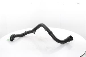 Gebruikte Intercooler Slang Opel Astra K Sports Tourer 1.0 Turbo 12V Prijs € 40,00 Margeregeling aangeboden door Snuverink Autodemontage