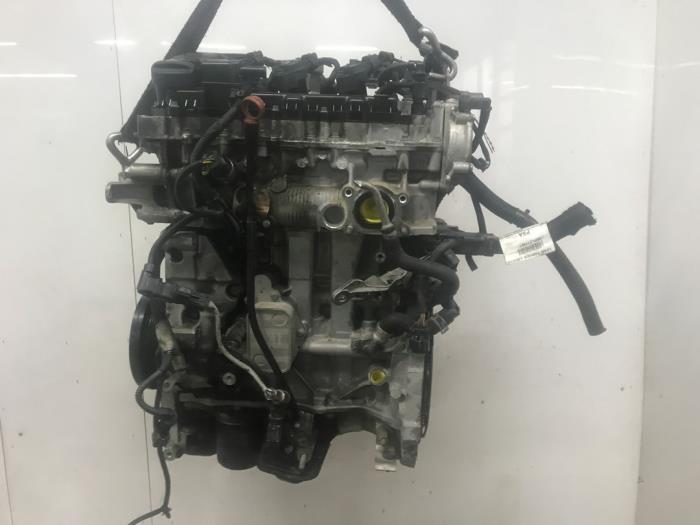 Gebruikte Motor Peugeot 3008 II (M4/MC/MJ/MR) 1.2 12V e-THP PureTech 130 Prijs € 2.964,50 Inclusief btw aangeboden door Snuverink Autodemontage