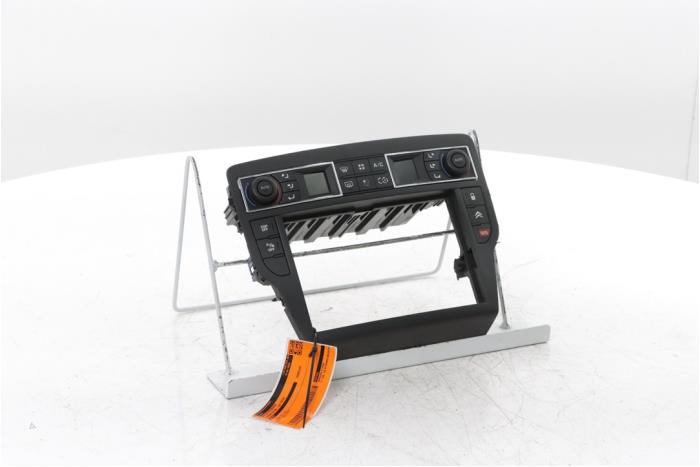 Display Interieur van een Citroën C5 III Tourer (RW) 2.2 HDiF 16V 200 2012