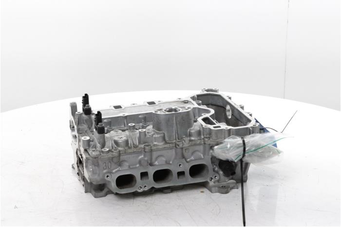 Cilinderkop van een Peugeot 5008 II (M4/MC/MJ/MR) 1.2 12V e-THP PureTech 130 2024