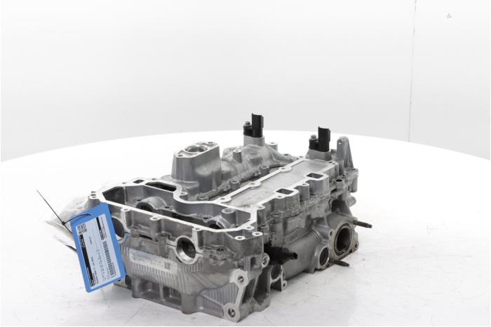 Cilinderkop van een Peugeot 5008 II (M4/MC/MJ/MR) 1.2 12V e-THP PureTech 130 2024