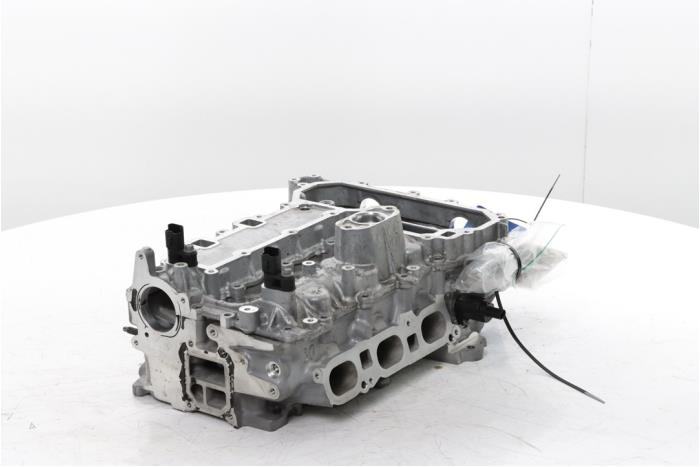 Cilinderkop van een Peugeot 5008 II (M4/MC/MJ/MR) 1.2 12V e-THP PureTech 130 2024