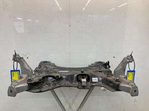 Gebruikte Subframe Peugeot 3008 III 1.2 12V Hybrid 136 Prijs € 500,00 Margeregeling aangeboden door Snuverink Autodemontage